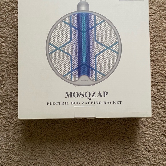 MosqZap Electric Bug Zapping Racket - Picture 1 of 2